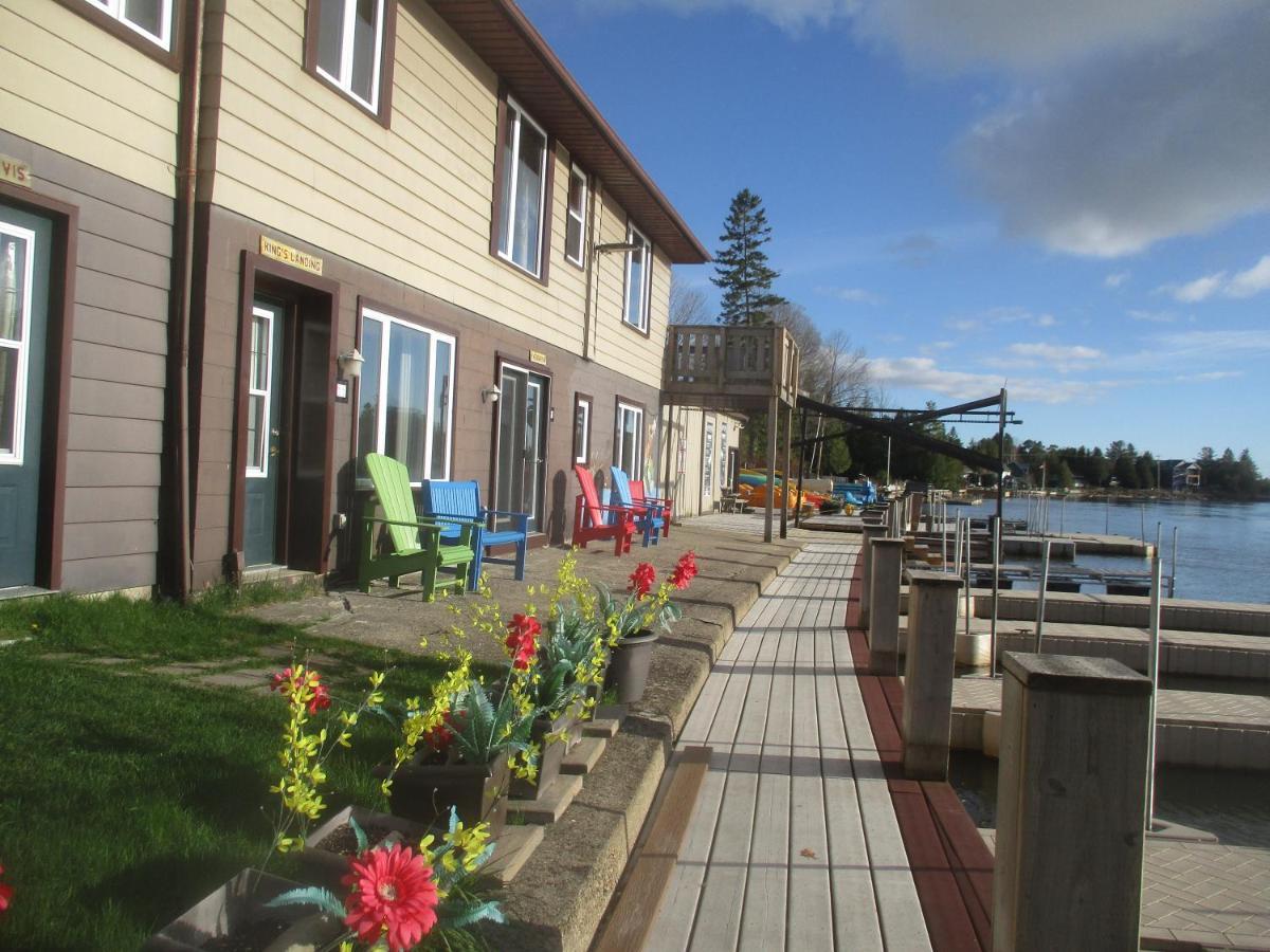 Sauble River Marina And Lodge Resort Sauble Beach Exteriér fotografie