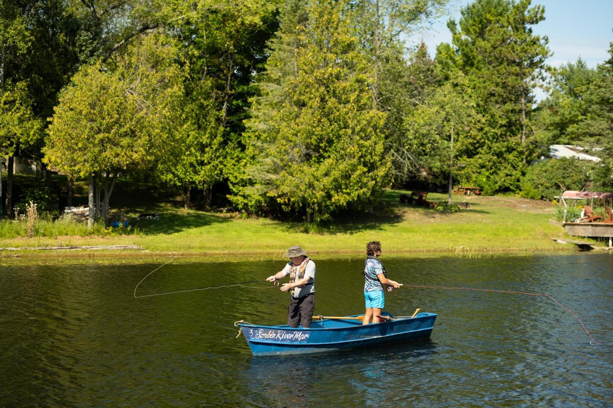 Sauble River Marina And Lodge Resort Sauble Beach Exteriér fotografie