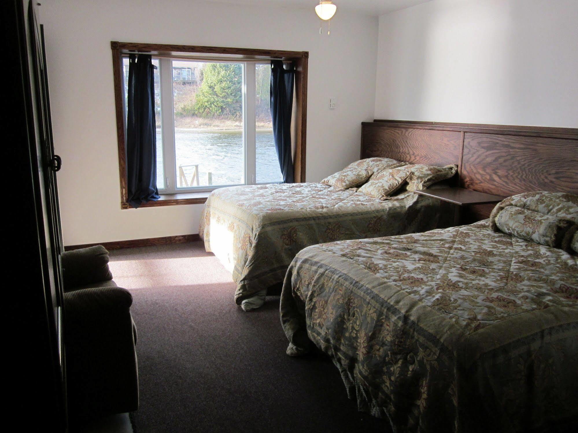 Sauble River Marina And Lodge Resort Sauble Beach Exteriér fotografie
