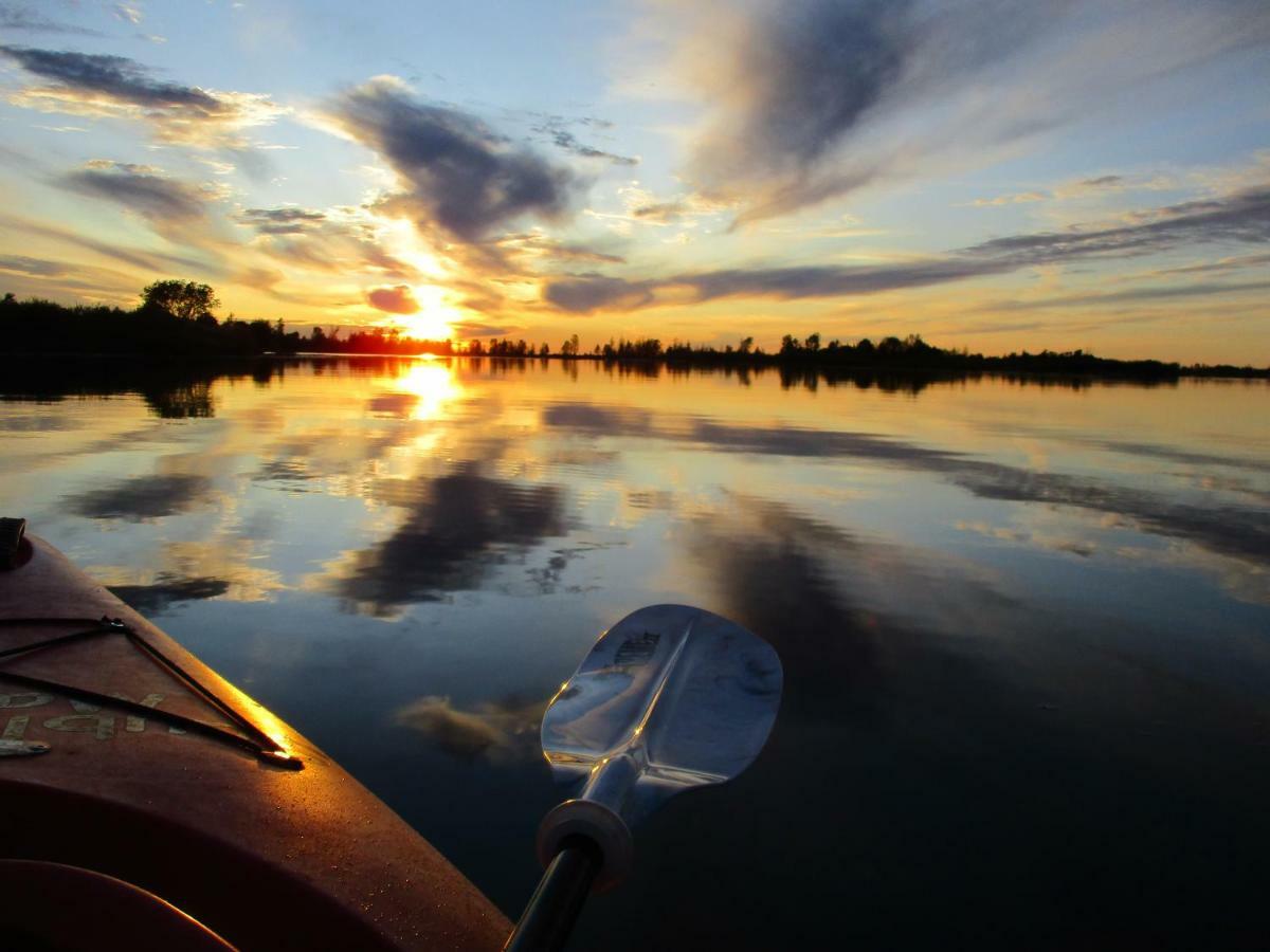 Sauble River Marina And Lodge Resort Sauble Beach Exteriér fotografie